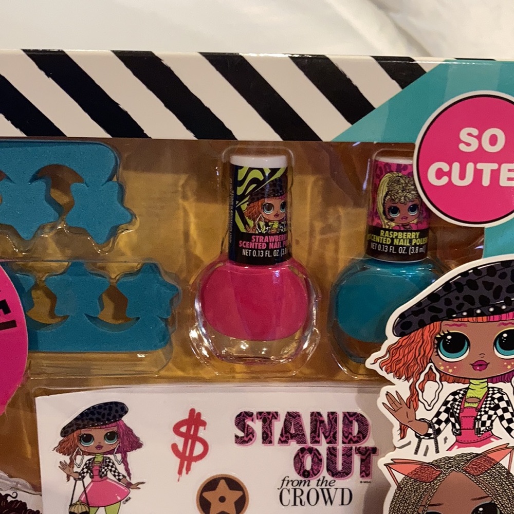 L.O.L. Surprise! Doll Beauty Set New in Box (box wear)   OMG POC Black Brown LOL - Picture 3 of 9